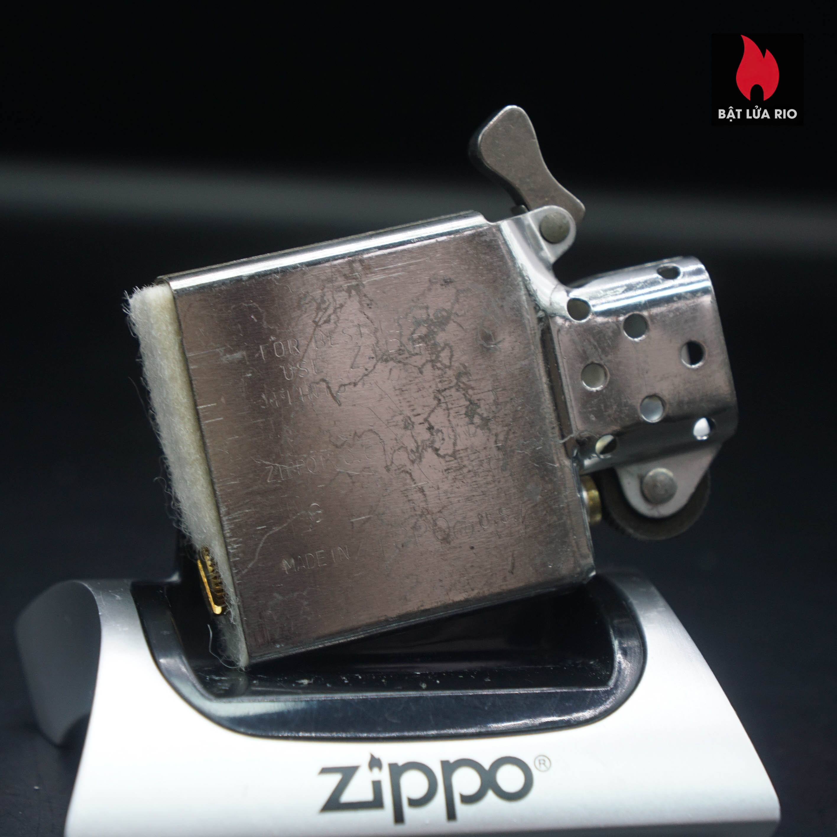 Zippo La Mã 1992 – Đồng Phủ Giả Cổ – Miếng Ốp Dán Nổi 2 Mặt – Emblem Đại Bàng 50 Zippo La Mã 1992 – Đồng Phủ Giả Cổ – Miếng Ốp Dán Nổi 2 Mặt – Emblem Đại Bàng 15