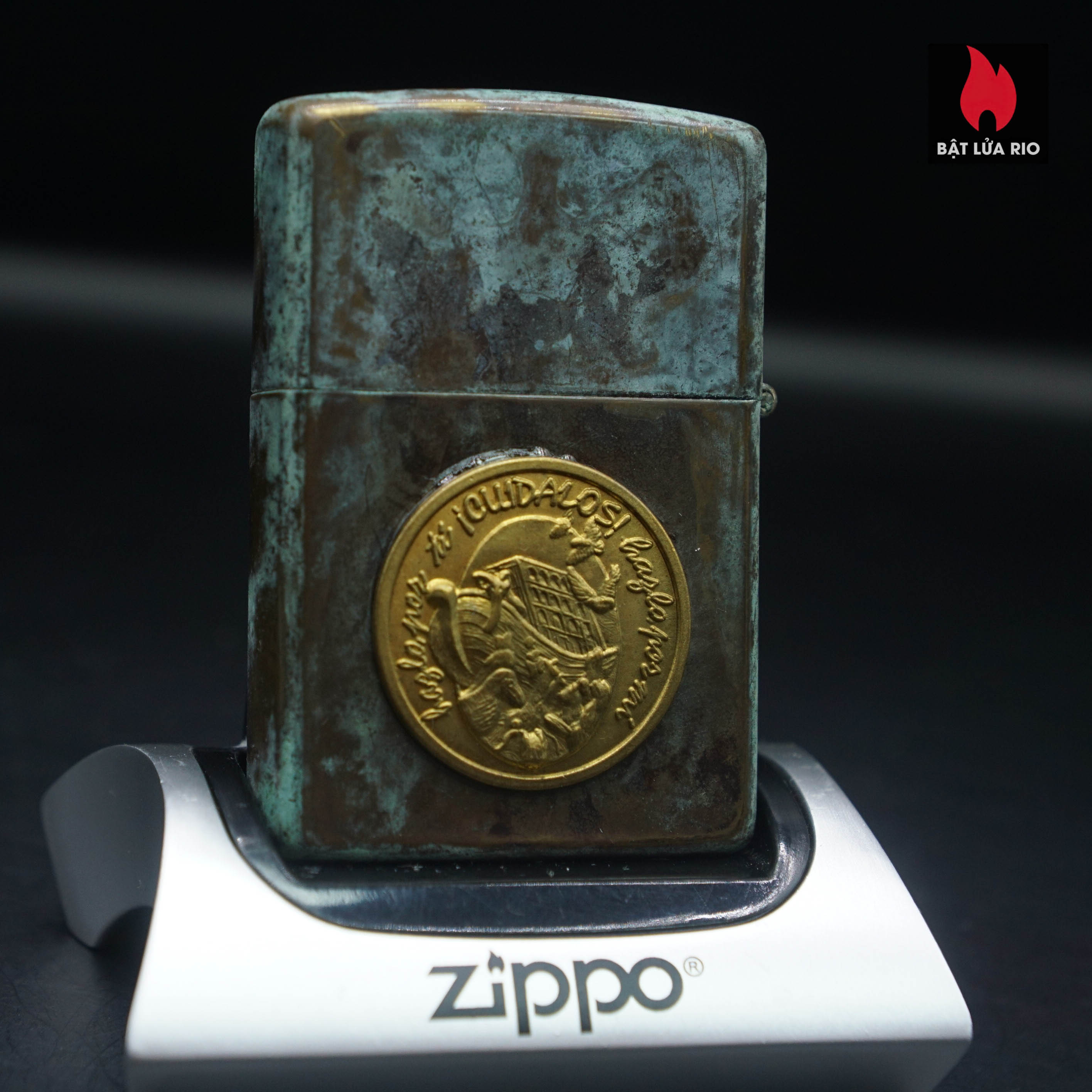 Zippo La Mã 1992 – Đồng Phủ Giả Cổ – Miếng Ốp Dán Nổi 2 Mặt – Emblem Đại Bàng 39 Zippo La Mã 1992 – Đồng Phủ Giả Cổ – Miếng Ốp Dán Nổi 2 Mặt – Emblem Đại Bàng 4