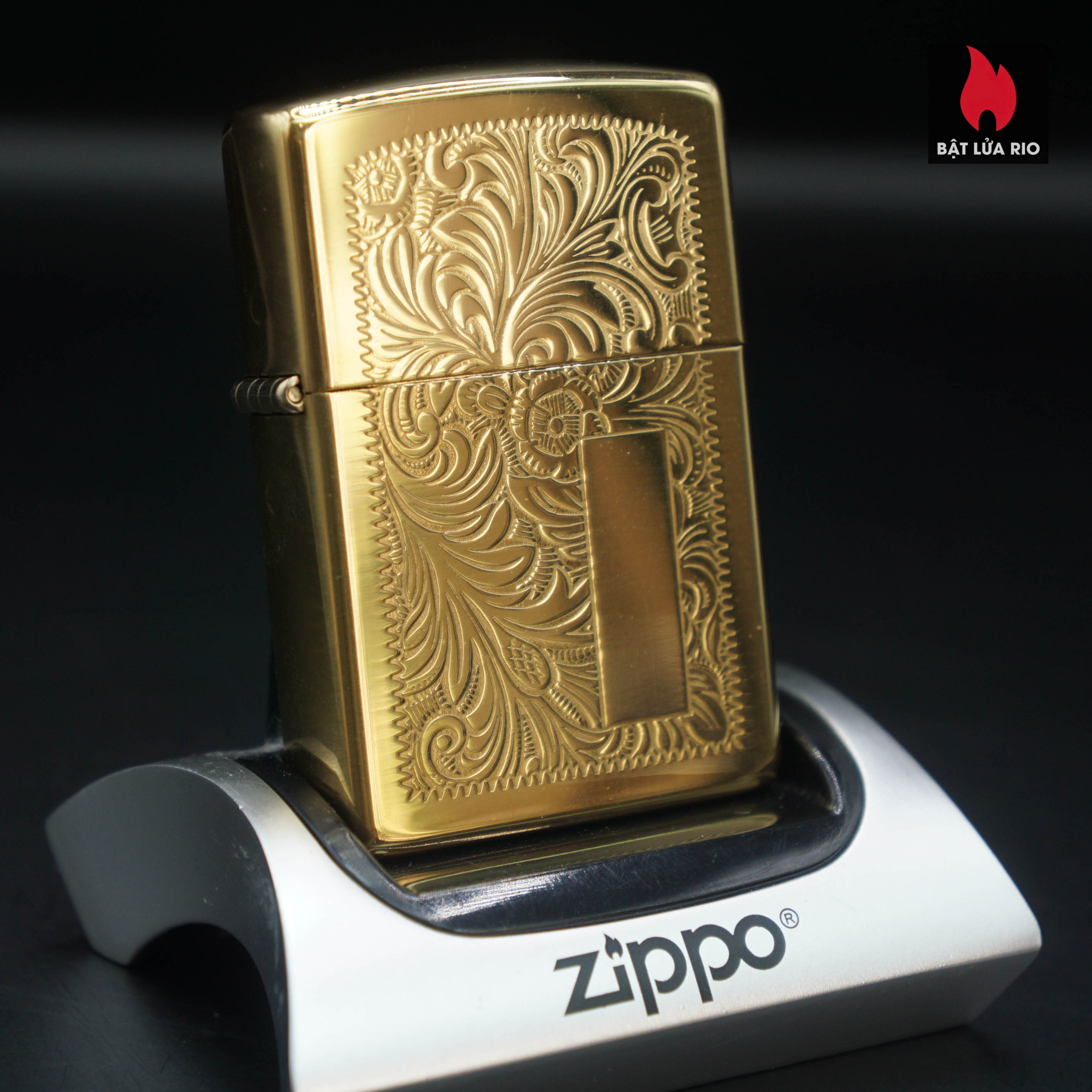 Home 35 Zippo La Mã 1992 – No.352B – Venetian Brass – Đồng Nguyên Khối – Hoa Văn Ý