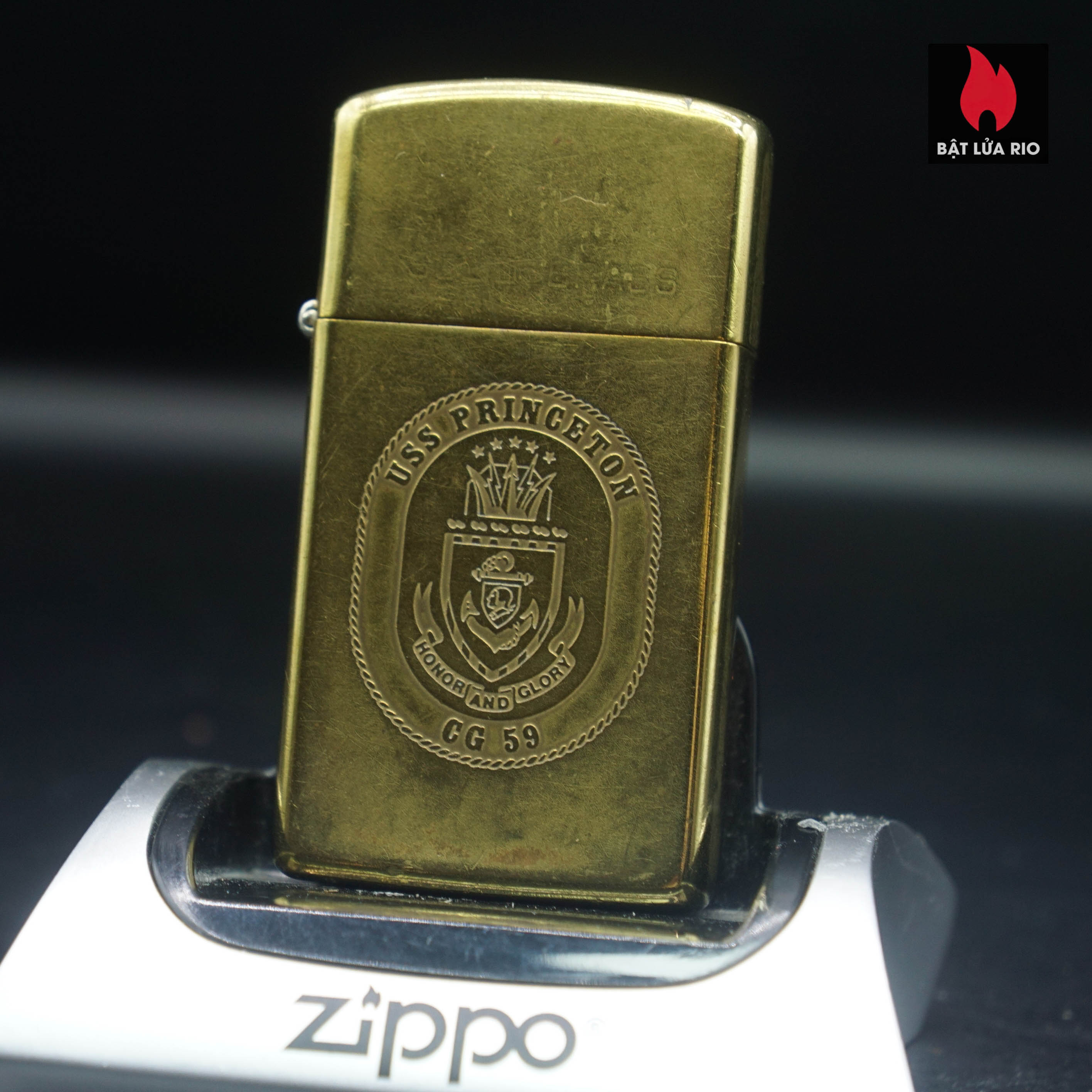 Zippo Slim Chu Niên 1932-1988 – USS Princeton (CG-59) – Cũ 44 Zippo Slim Chu Niên 1932-1988 – USS Princeton (CG-59) – Cũ 1