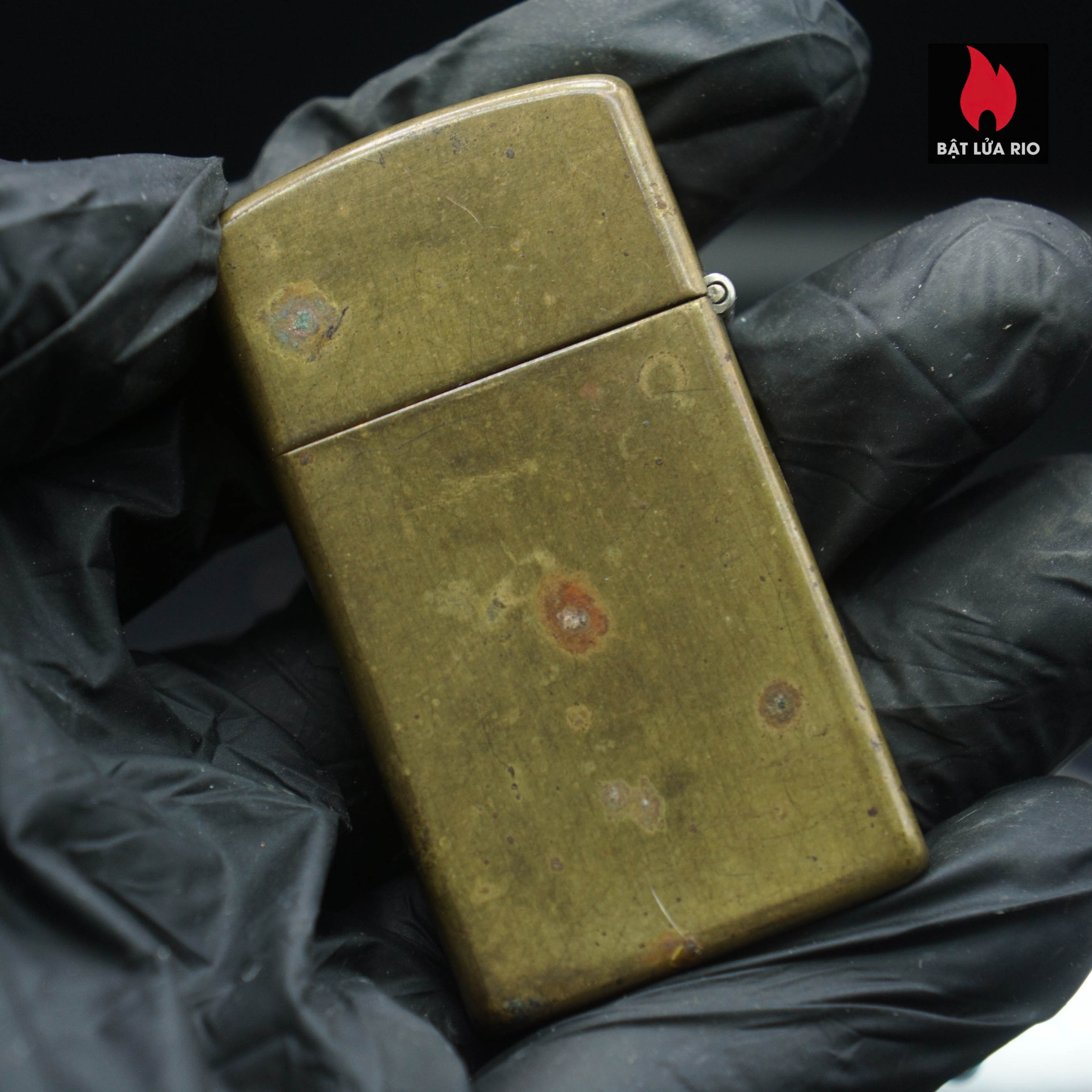 Zippo Slim La Mã 1991 – Đồng Nguyên Khối – Marlboro Longhorns – ATD – Cũ 54 Zippo Slim La Mã 1991 – Đồng Nguyên Khối – Marlboro Longhorns – ATD – Cũ 10