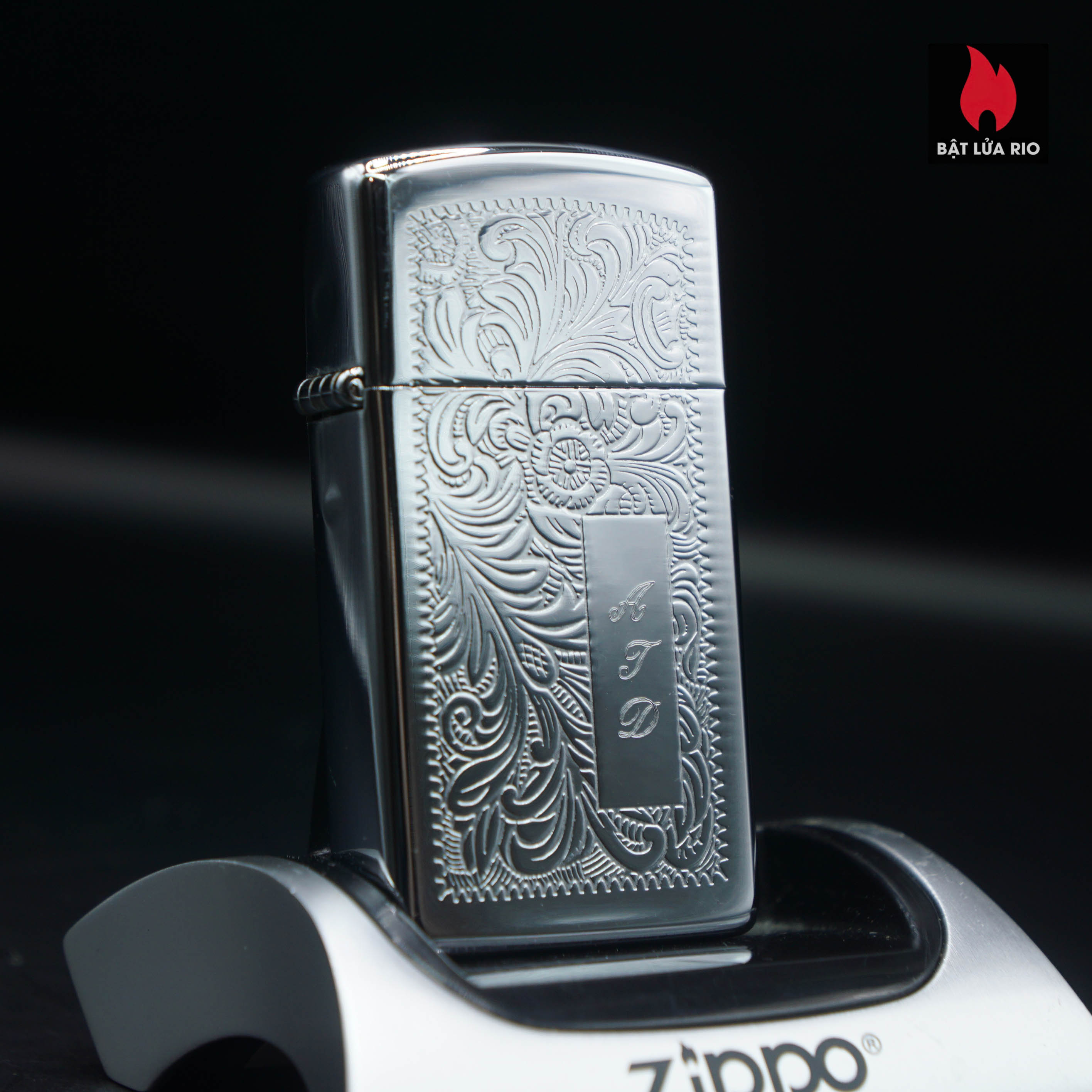 Zippo Slim La Mã 1991 – No.1652 – Venetian – Hoa Văn Ý – Cũ