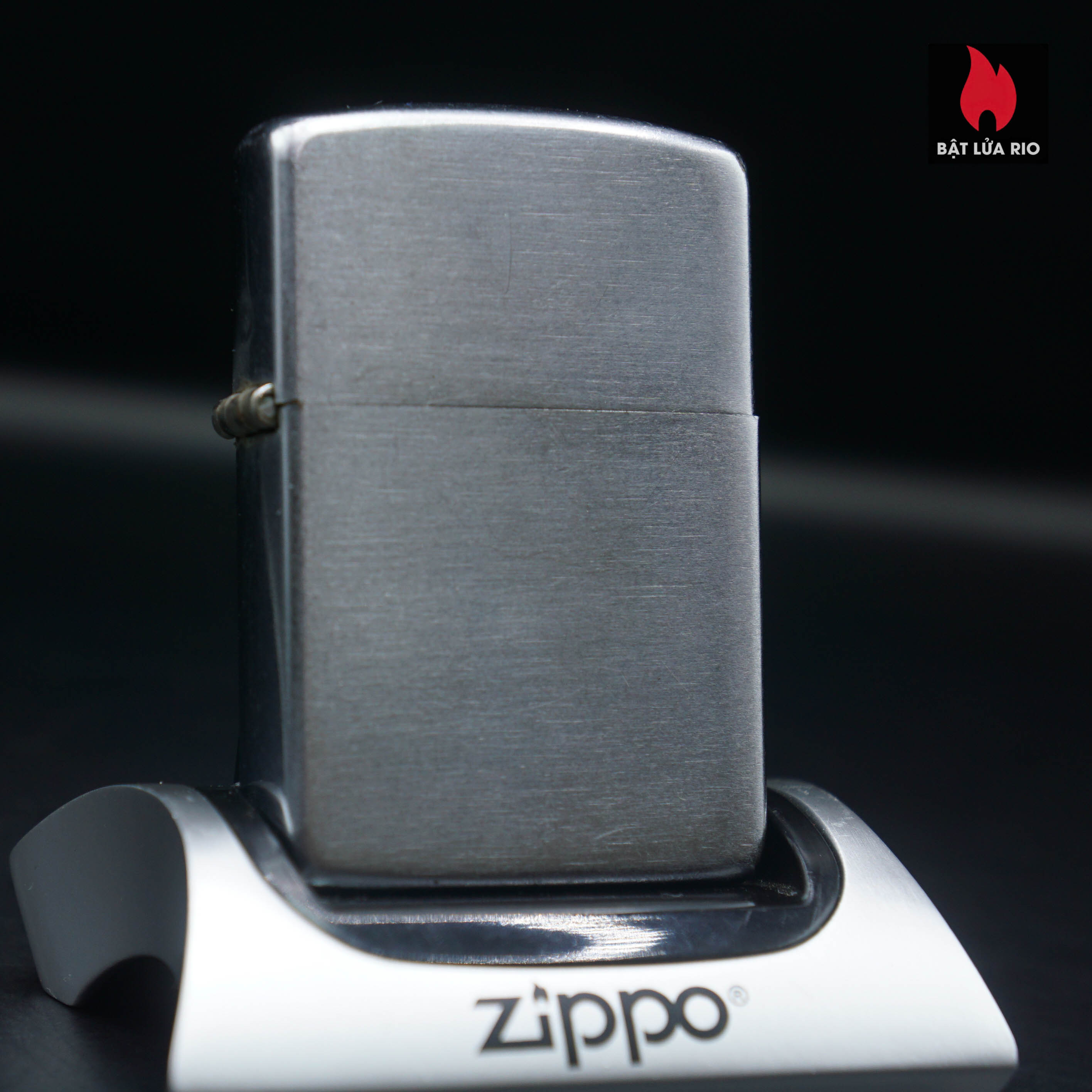 Zippo Xưa 1951-1952 – Vỏ Thép Ruột Thép – Trơn Đơn Giản – Cũ 56 Zippo Xưa 1951-1952 – Vỏ Thép Ruột Thép – Trơn Đơn Giản – Cũ 1