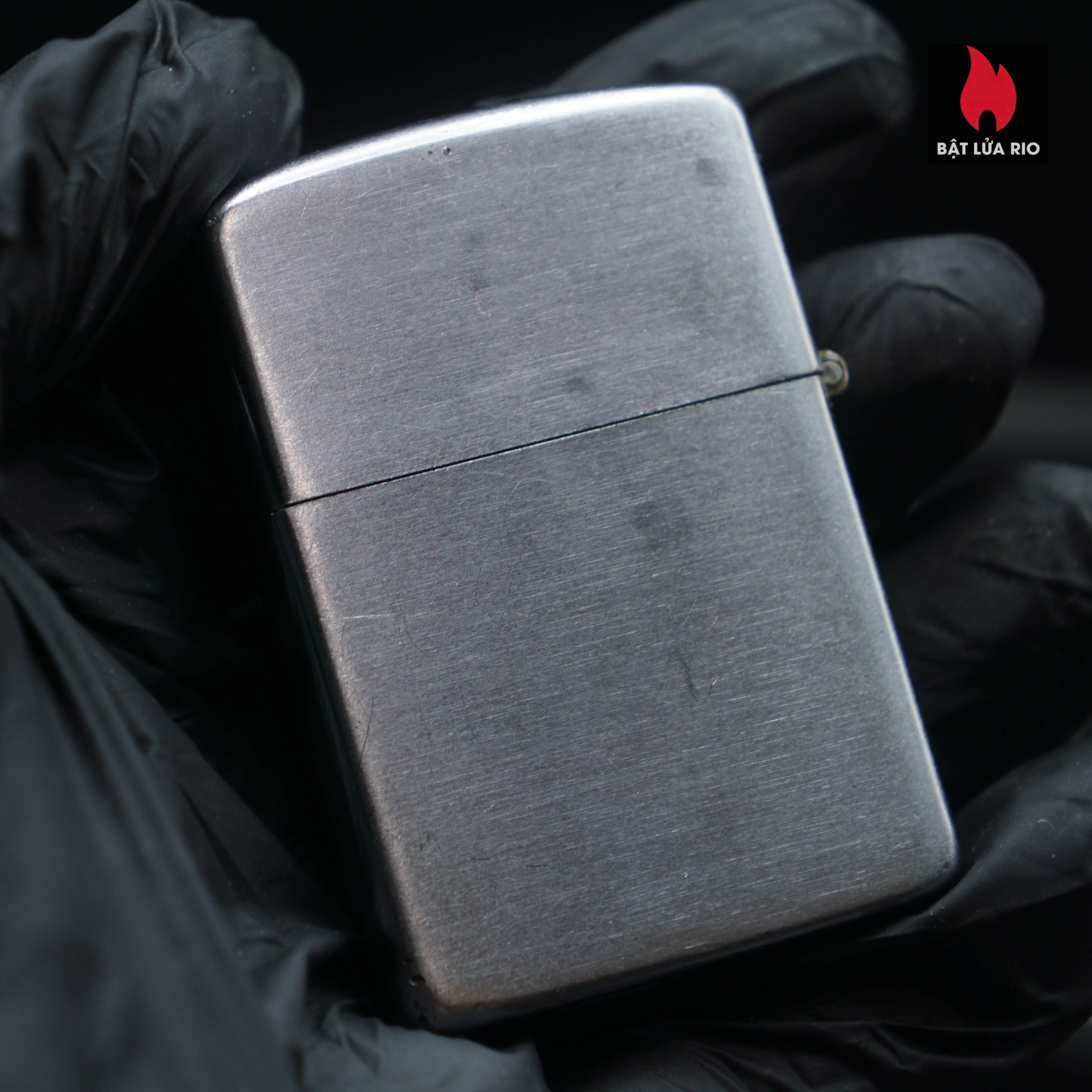 Zippo Xưa 1951-1952 – Vỏ Thép Ruột Thép – Trơn Đơn Giản – Cũ 69 Zippo Xưa 1951-1952 – Vỏ Thép Ruột Thép – Trơn Đơn Giản – Cũ 14