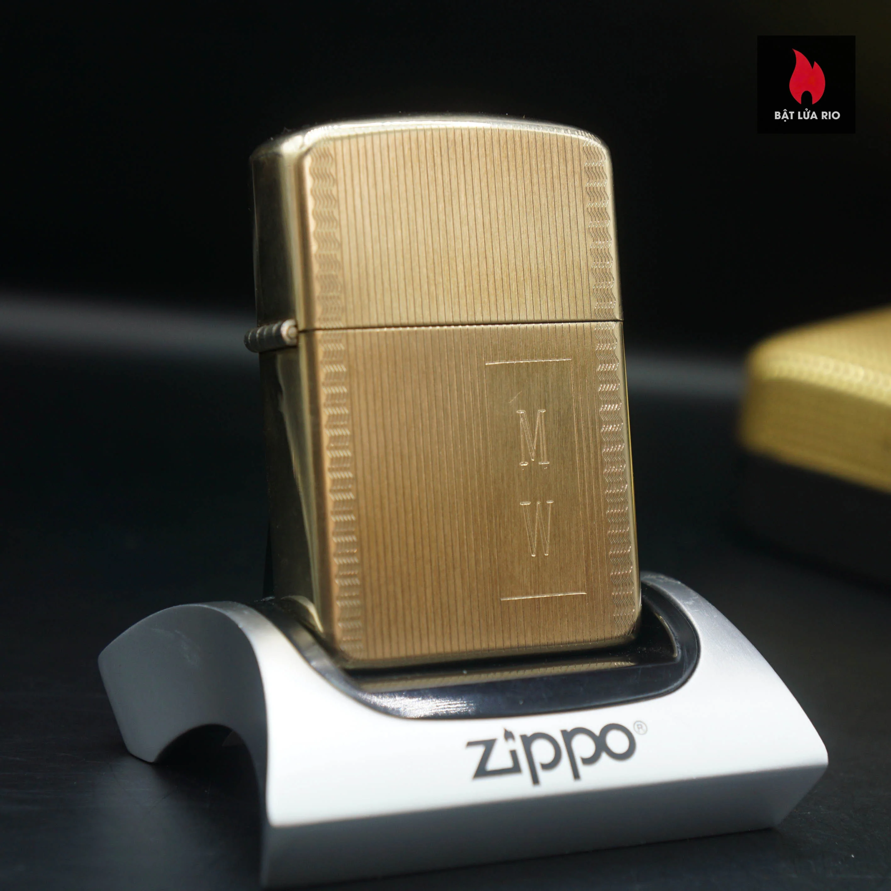 Home 40 Zippo 1960s – 10K Gold Filled – Bọc Vàng 10K – Hoa Văn Sang Trọng – #20A ROPE – Khắc MW
