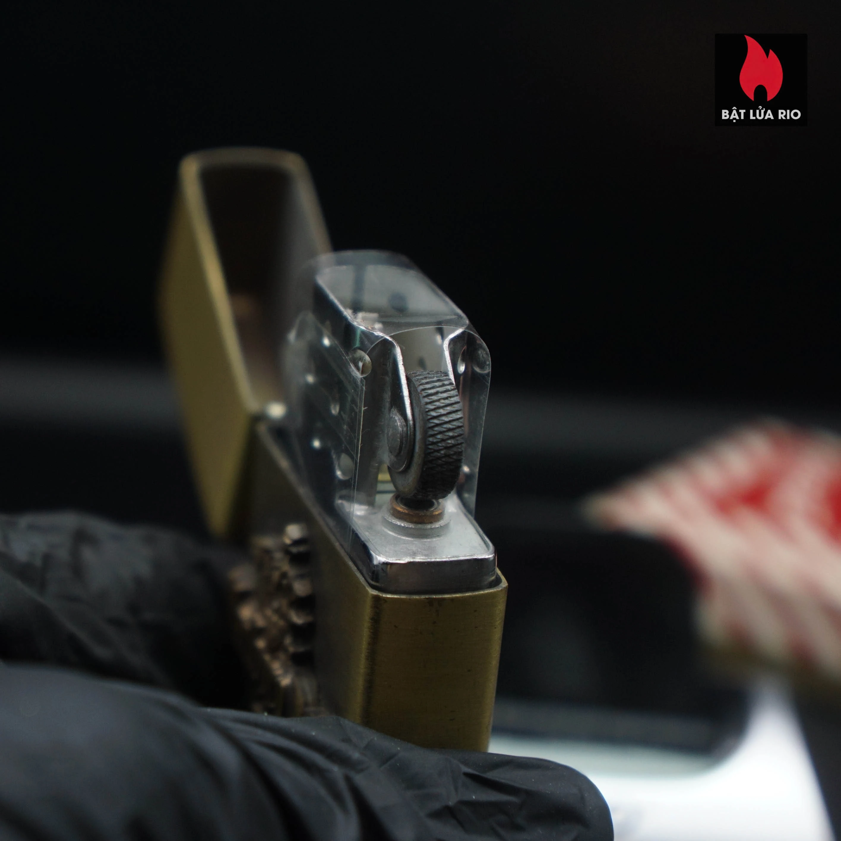 Zippo 1982 – New – Solid Brass – Đồng Nguyên Khối – Brass Zippo Marlboro Running HorseMan 1982 79 Zippo 1982 – New – Solid Brass – Đồng Nguyên Khối – Brass Zippo Marlboro Running HorseMan 1982 25