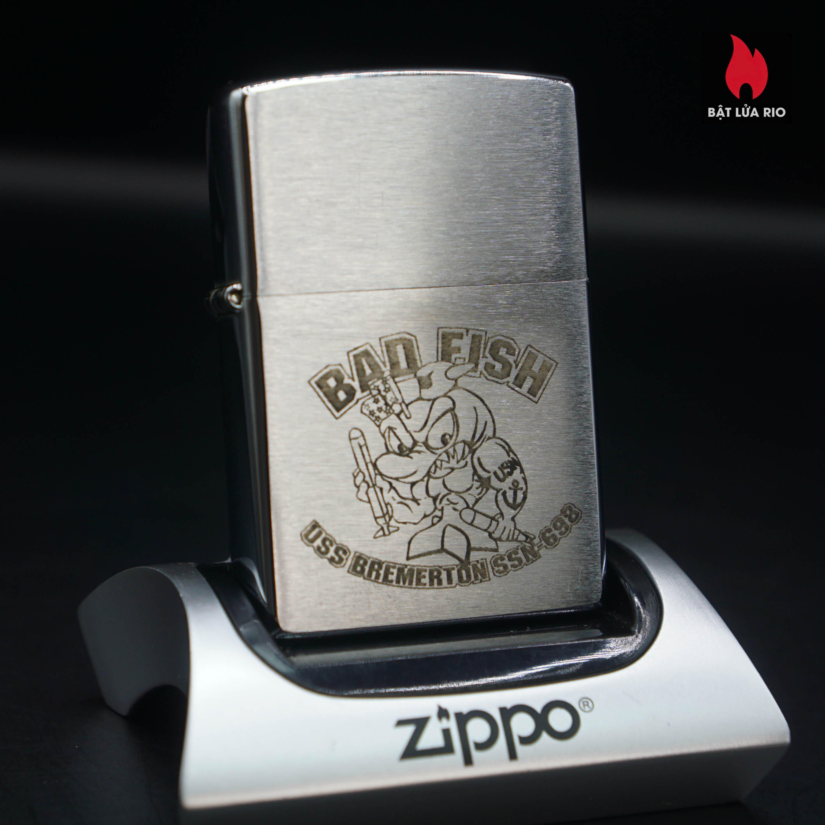 Home 40 Zippo 2001 – USS Bremerton (SSN-698) – Tàu Ngầm