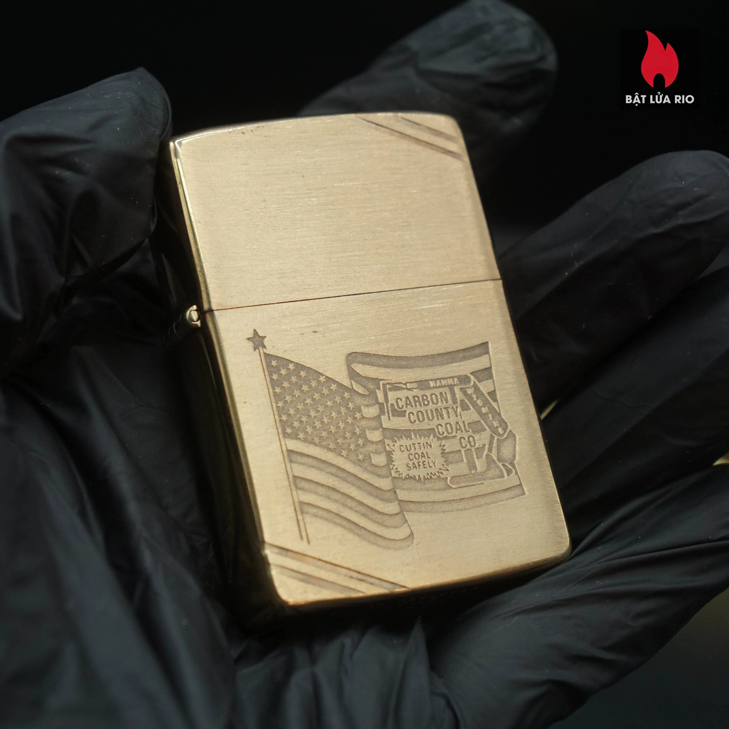 Zippo Chu Niên 1932-1982 – Đồng Khối – Commemorative 1932-1982 50th Anniversary – Carbon County Coal Co 65 Zippo Chu Niên 1932-1982 – Đồng Khối – Commemorative 1932-1982 50th Anniversary – Carbon County Coal Co 8