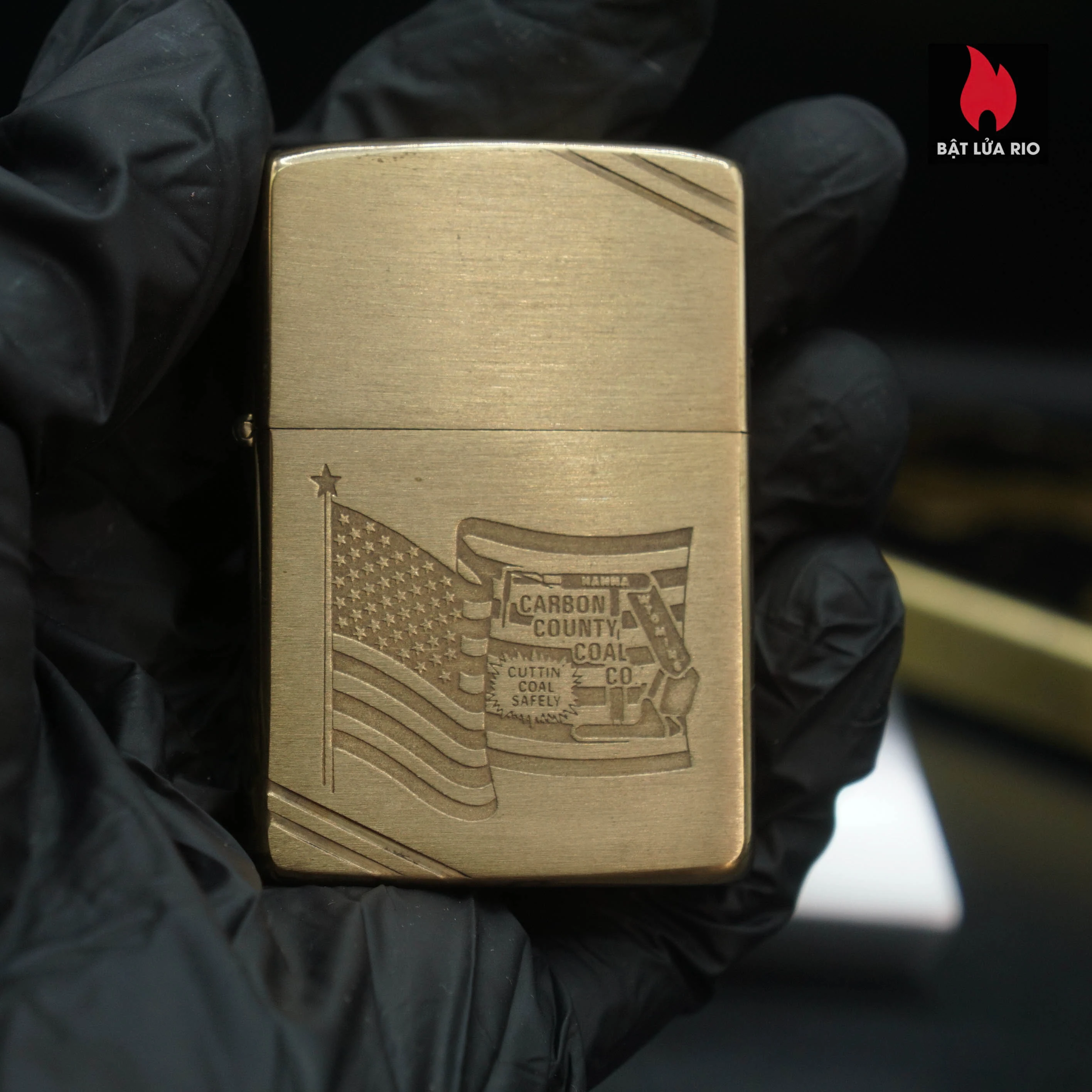 Zippo Chu Niên 1932-1982 – Đồng Khối – Commemorative 1932-1982 50th Anniversary – Carbon County Coal Co 68 Zippo Chu Niên 1932-1982 – Đồng Khối – Commemorative 1932-1982 50th Anniversary – Carbon County Coal Co 9