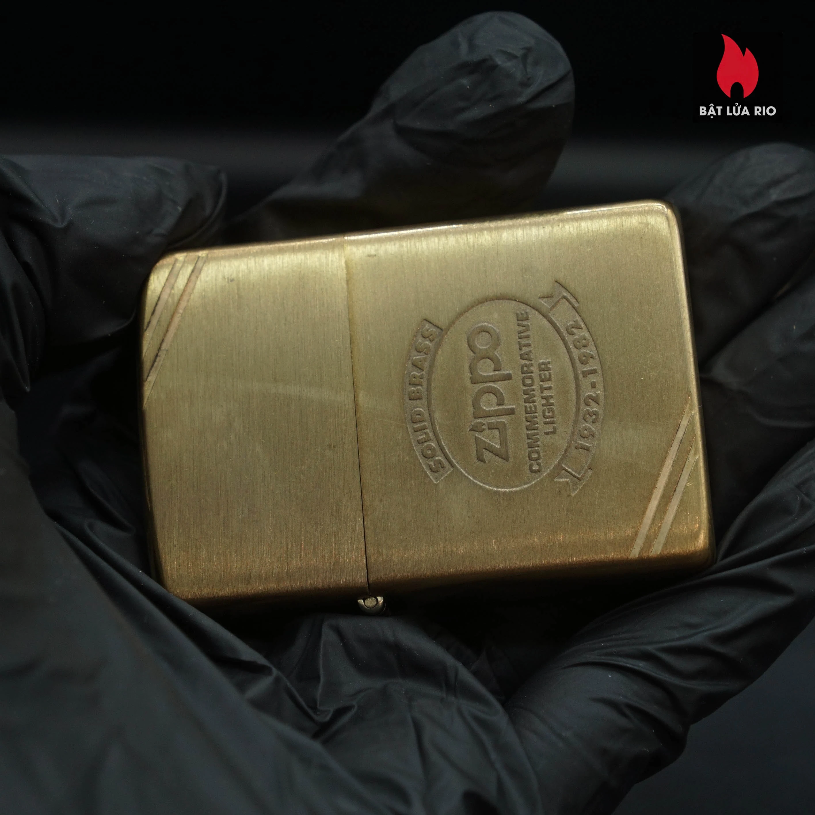 Zippo Chu Niên 1932-1982 – Đồng Khối – Commemorative 1932-1982 50th Anniversary – Chủ Đề Zippo 64 Zippo Chu Niên 1932-1982 – Đồng Khối – Commemorative 1932-1982 50th Anniversary – Chủ Đề Zippo 10