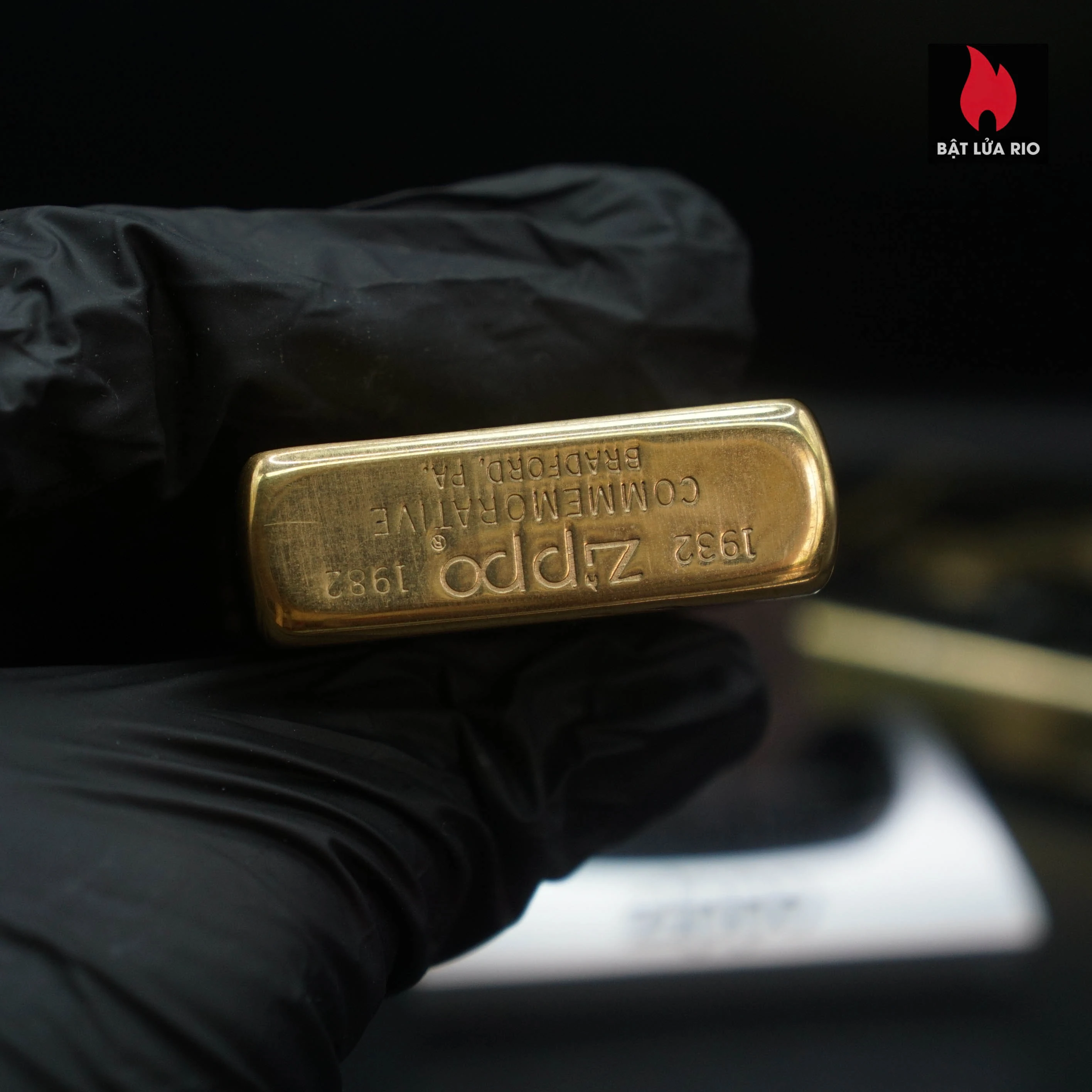 Zippo Chu Niên 1932-1982 – Đồng Khối – Commemorative 1932-1982 50th Anniversary – Chủ Đề Zippo 71 Zippo Chu Niên 1932-1982 – Đồng Khối – Commemorative 1932-1982 50th Anniversary – Chủ Đề Zippo 16