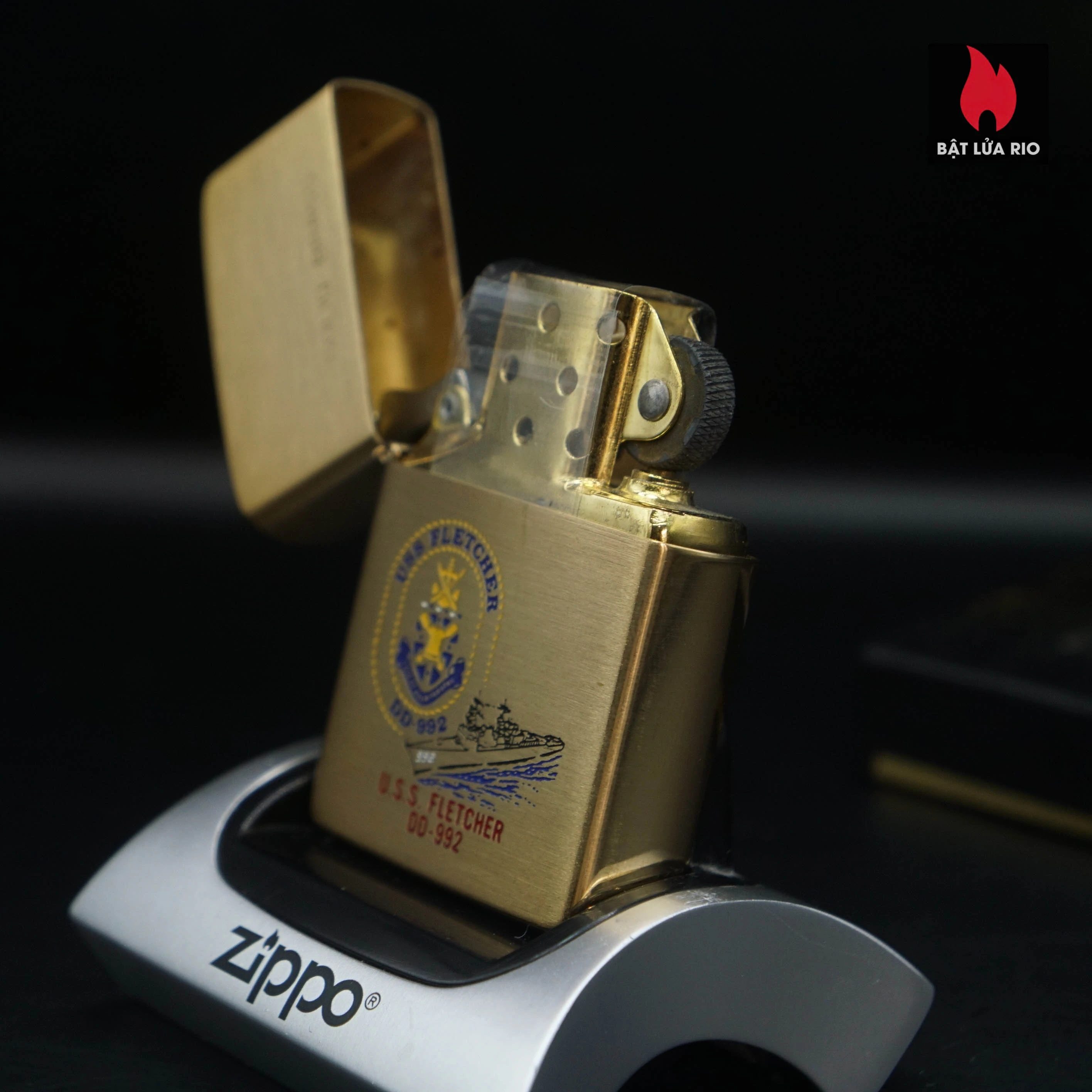 Zippo Chu Niên 1932-1983 – Đồng Nguyên Khối – USS Fletcher DD-992 – Tàu Khu Trục 65 Zippo Chu Niên 1932-1983 – Đồng Nguyên Khối – USS Fletcher DD-992 – Tàu Khu Trục 4