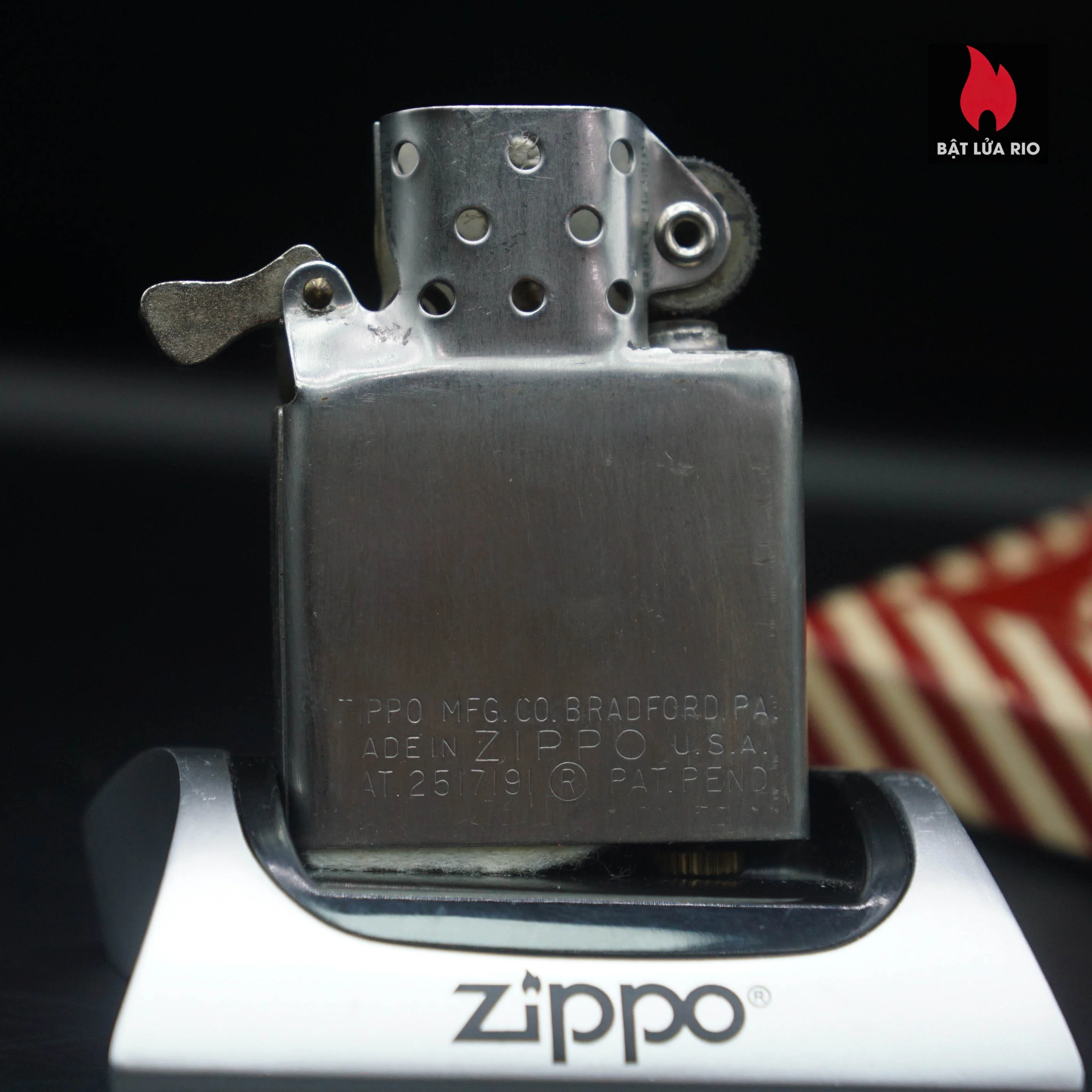 Zippo Xưa 1956 – Fabulon Floor Finish – Pierce & Stevens Inc. (Buffalo, N.Y.) – Thương Hiệu Nước Sơn Sàn Gỗ 64 Zippo Xưa 1956 – Fabulon Floor Finish – Pierce & Stevens Inc. (Buffalo, N.Y.) – Thương Hiệu Nước Sơn Sàn Gỗ 20