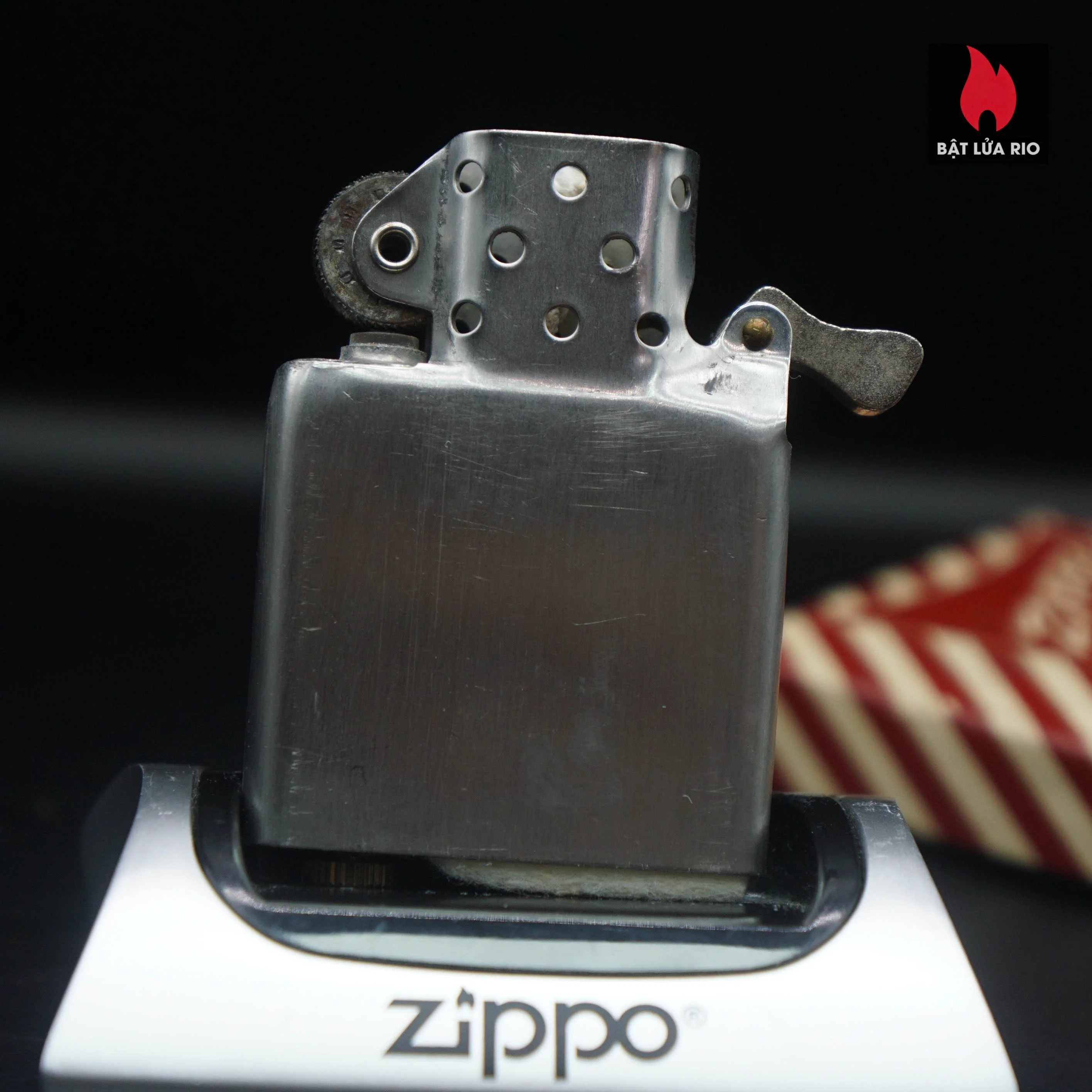 Zippo Xưa 1956 – Fabulon Floor Finish – Pierce & Stevens Inc. (Buffalo, N.Y.) – Thương Hiệu Nước Sơn Sàn Gỗ 63 Zippo Xưa 1956 – Fabulon Floor Finish – Pierce & Stevens Inc. (Buffalo, N.Y.) – Thương Hiệu Nước Sơn Sàn Gỗ 21