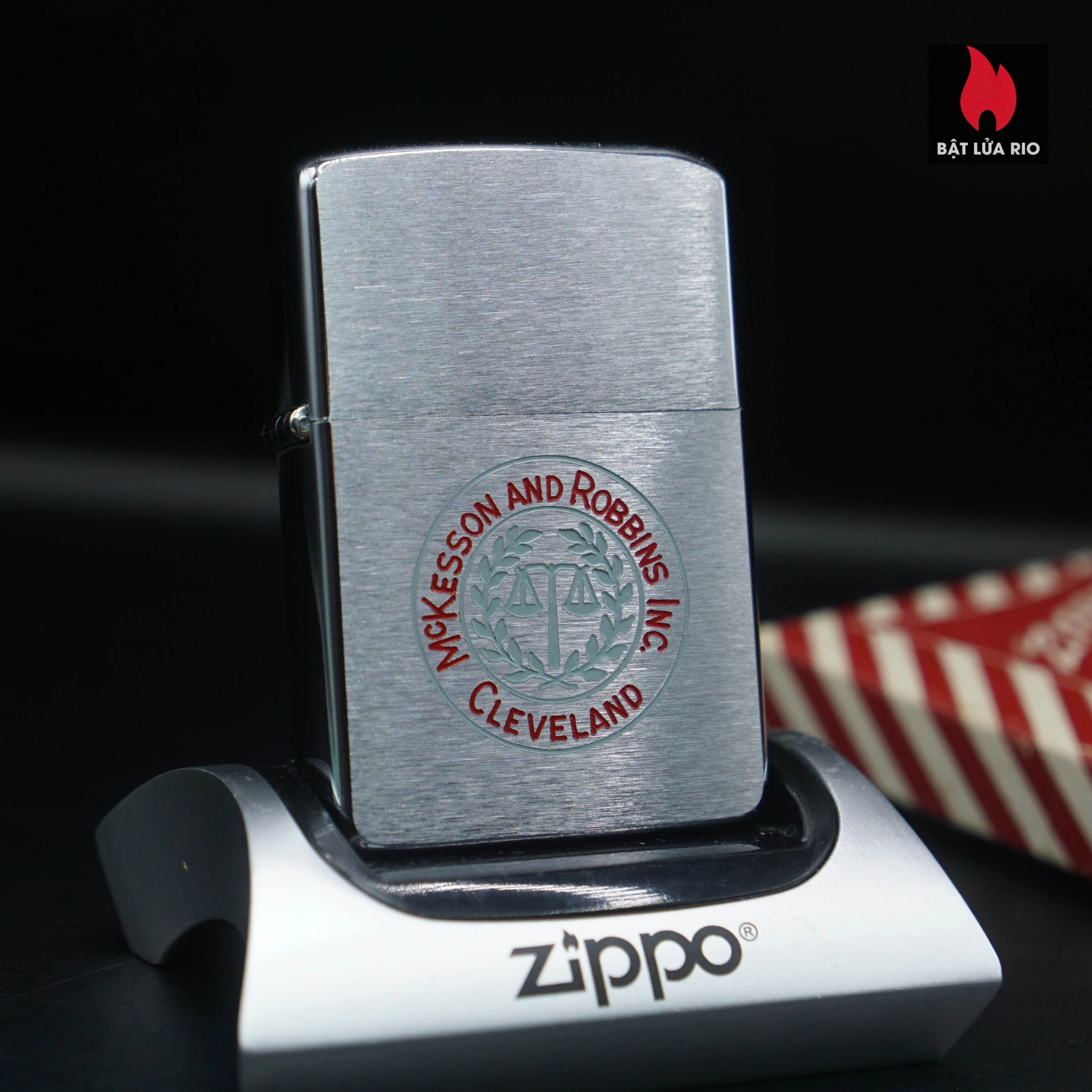 Zippo Xưa 1957 – McKesson and Robbins, Inc – Tập Đoàn Phân Phối Y Tế và Dược Phẩm