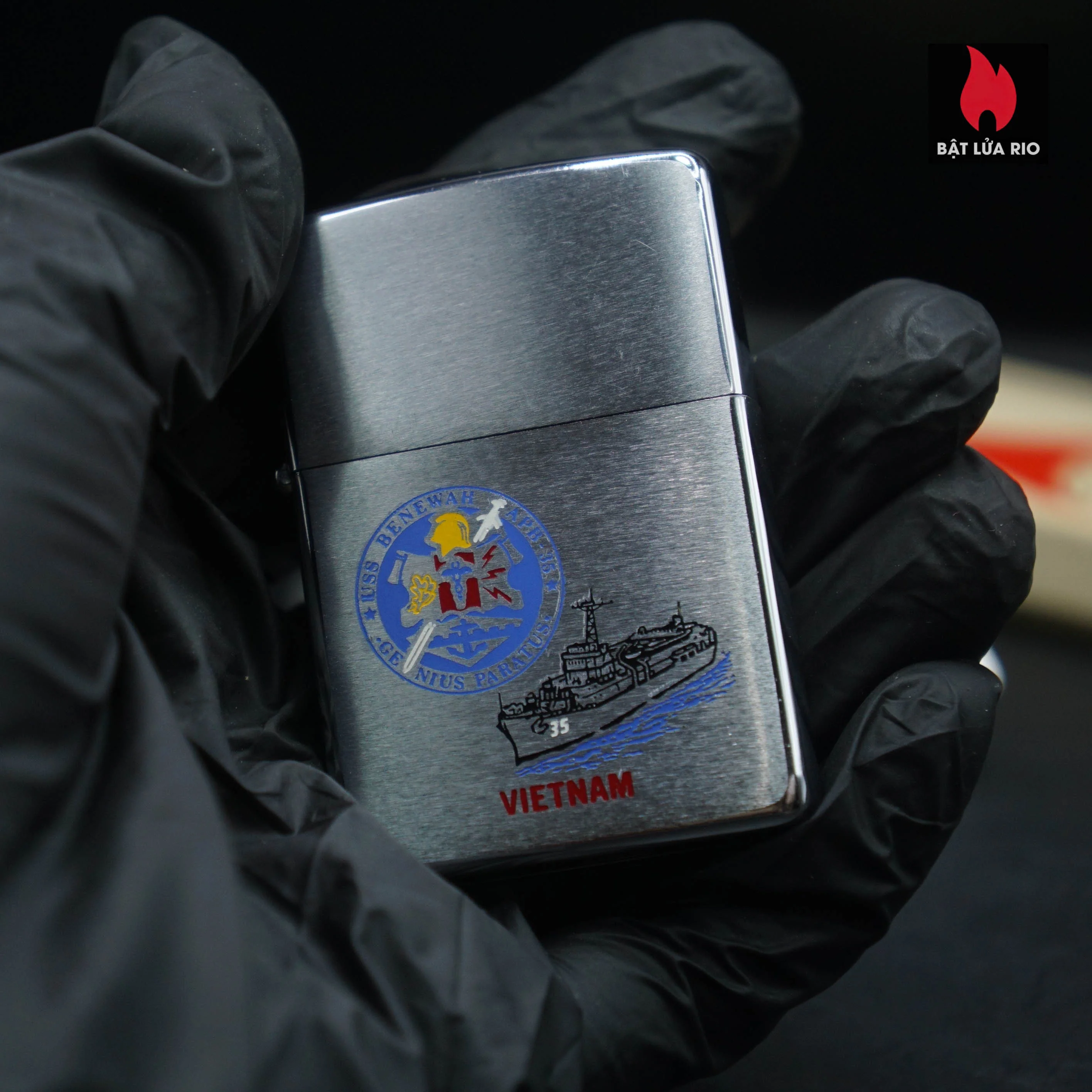 Zippo Xưa 1969 – Việt Nam War – USS Benewah APB-35 – Tàu Chiến Doanh Trại 10 Zippo Xưa 1969 – Việt Nam War – USS Benewah APB-35 – Tàu Chiến Doanh Trại 10