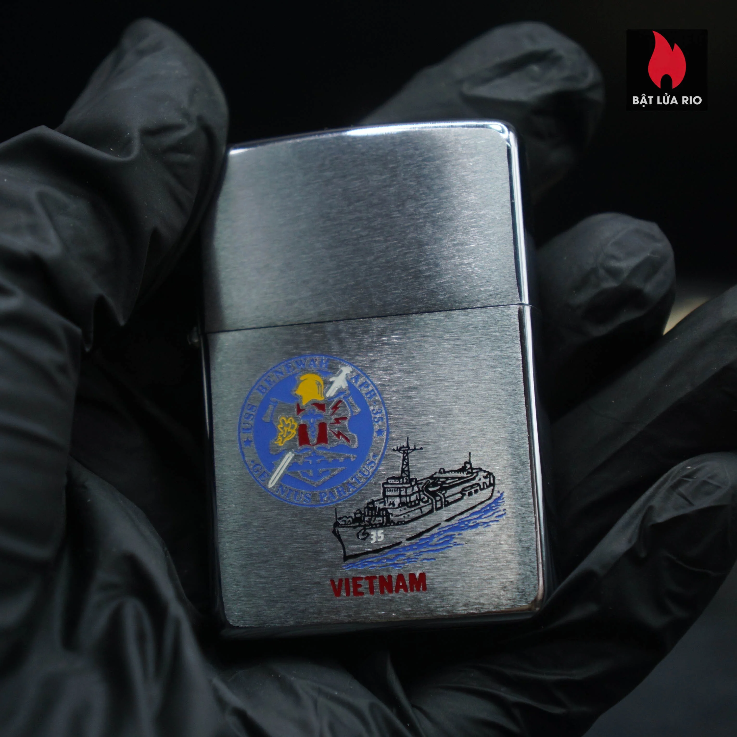 Zippo Xưa 1969 – Việt Nam War – USS Benewah APB-35 – Tàu Chiến Doanh Trại 8 Zippo Xưa 1969 – Việt Nam War – USS Benewah APB-35 – Tàu Chiến Doanh Trại 8