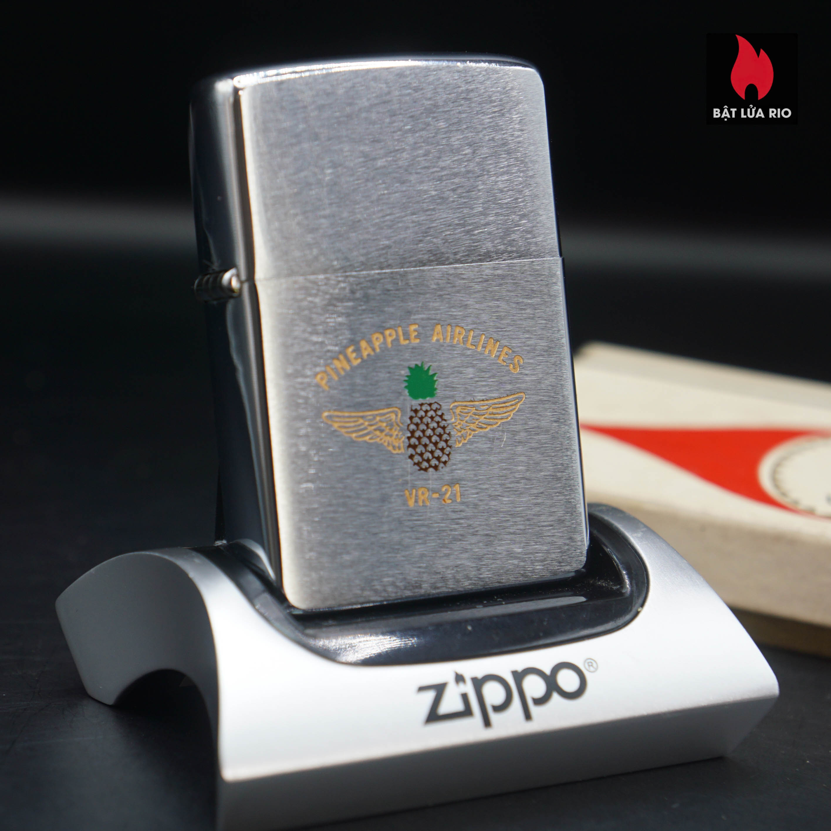 Home 36 Zippo Xưa 1973 – Fleet Tactical Support - U.S. Pacific Fleet (VR-21) – Phi Đội Hỗ trợ Chiến Thuật Hạm Đội 21 (VR-21)
