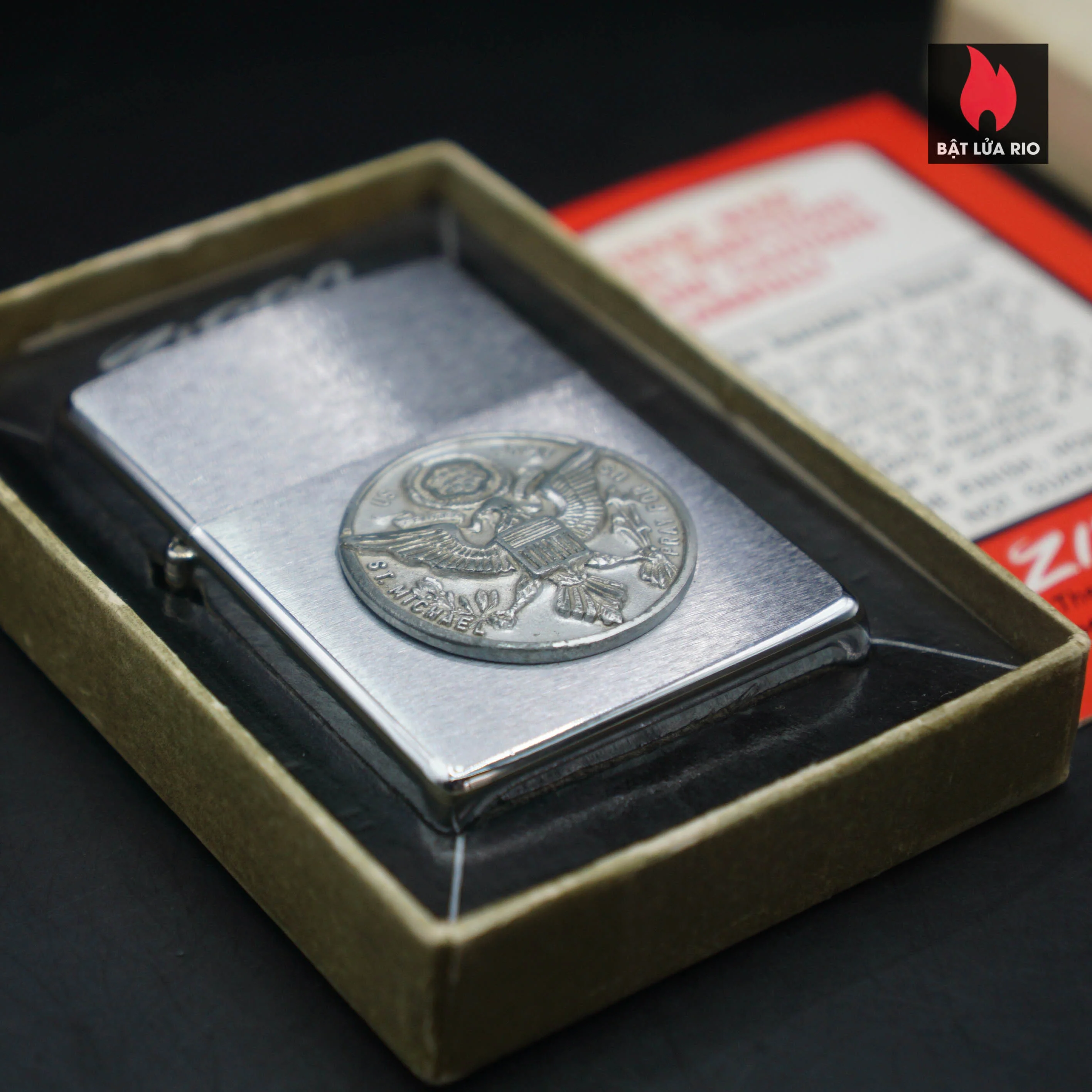 Zippo Xưa 1975 – Saint Michael US Army – Thánh Michael hộ mệnh cho Lục quân Hoa Kỳ 18 Zippo Xưa 1975 – Saint Michael US Army – Thánh Michael hộ mệnh cho Lục quân Hoa Kỳ 1