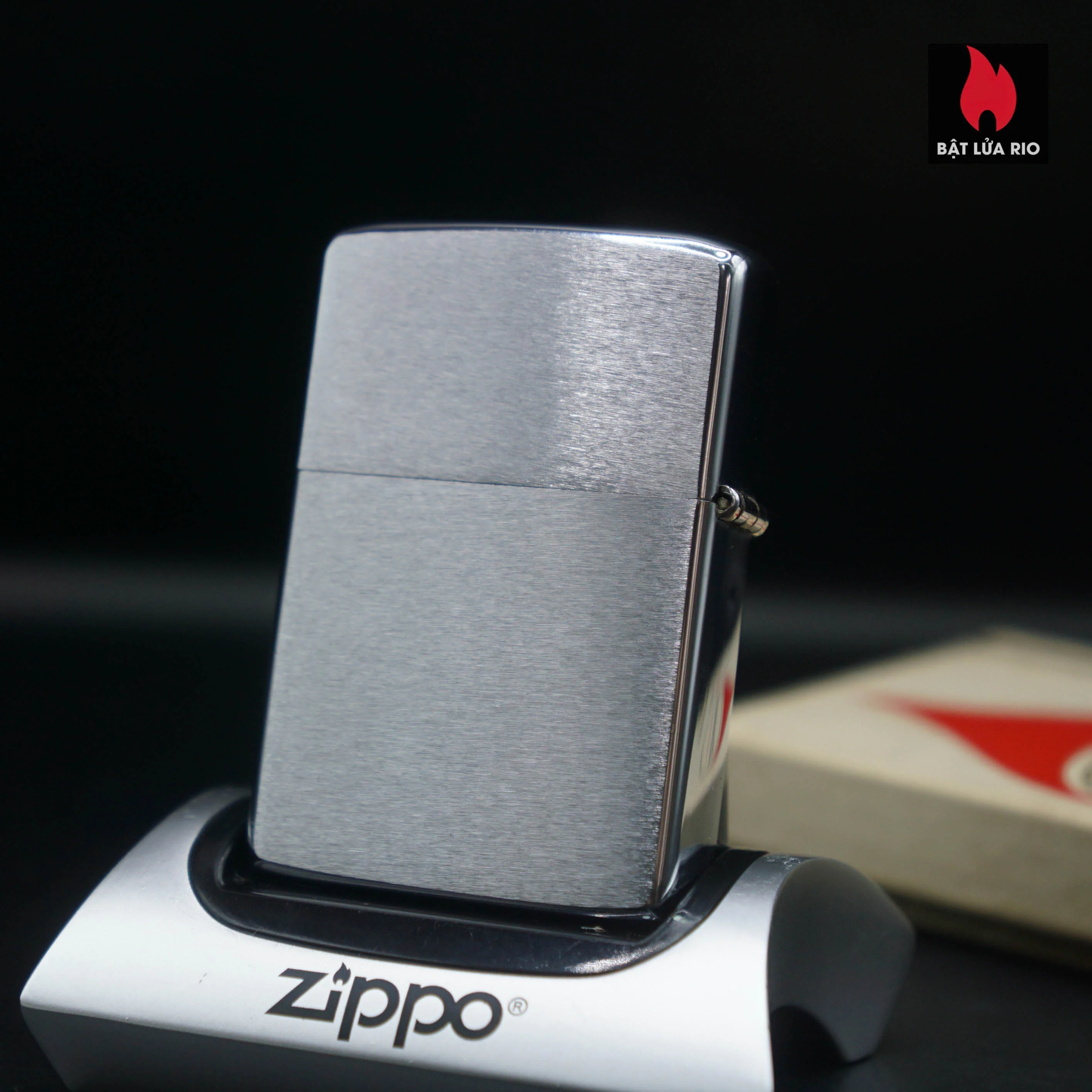 Zippo Xưa 1975 – Saint Michael US Army – Thánh Michael hộ mệnh cho Lục quân Hoa Kỳ 5 Zippo Xưa 1975 – Saint Michael US Army – Thánh Michael hộ mệnh cho Lục quân Hoa Kỳ 5
