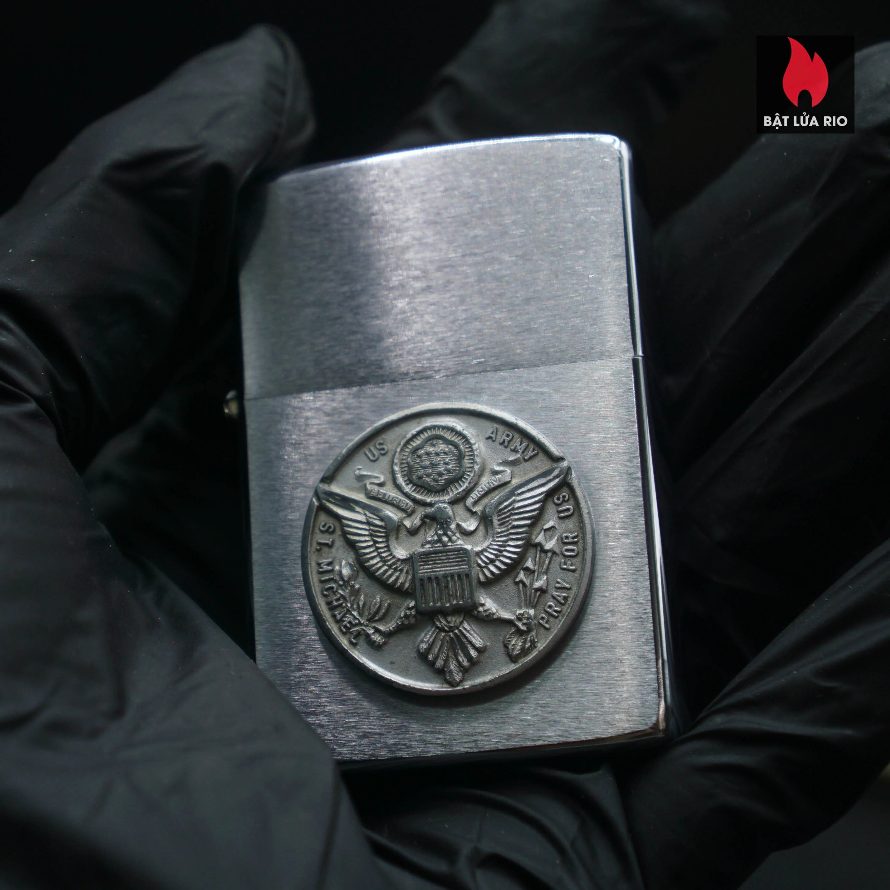 Zippo Xưa 1975 – Saint Michael US Army – Thánh Michael hộ mệnh cho Lục quân Hoa Kỳ 4 Zippo Xưa 1975 – Saint Michael US Army – Thánh Michael hộ mệnh cho Lục quân Hoa Kỳ 6