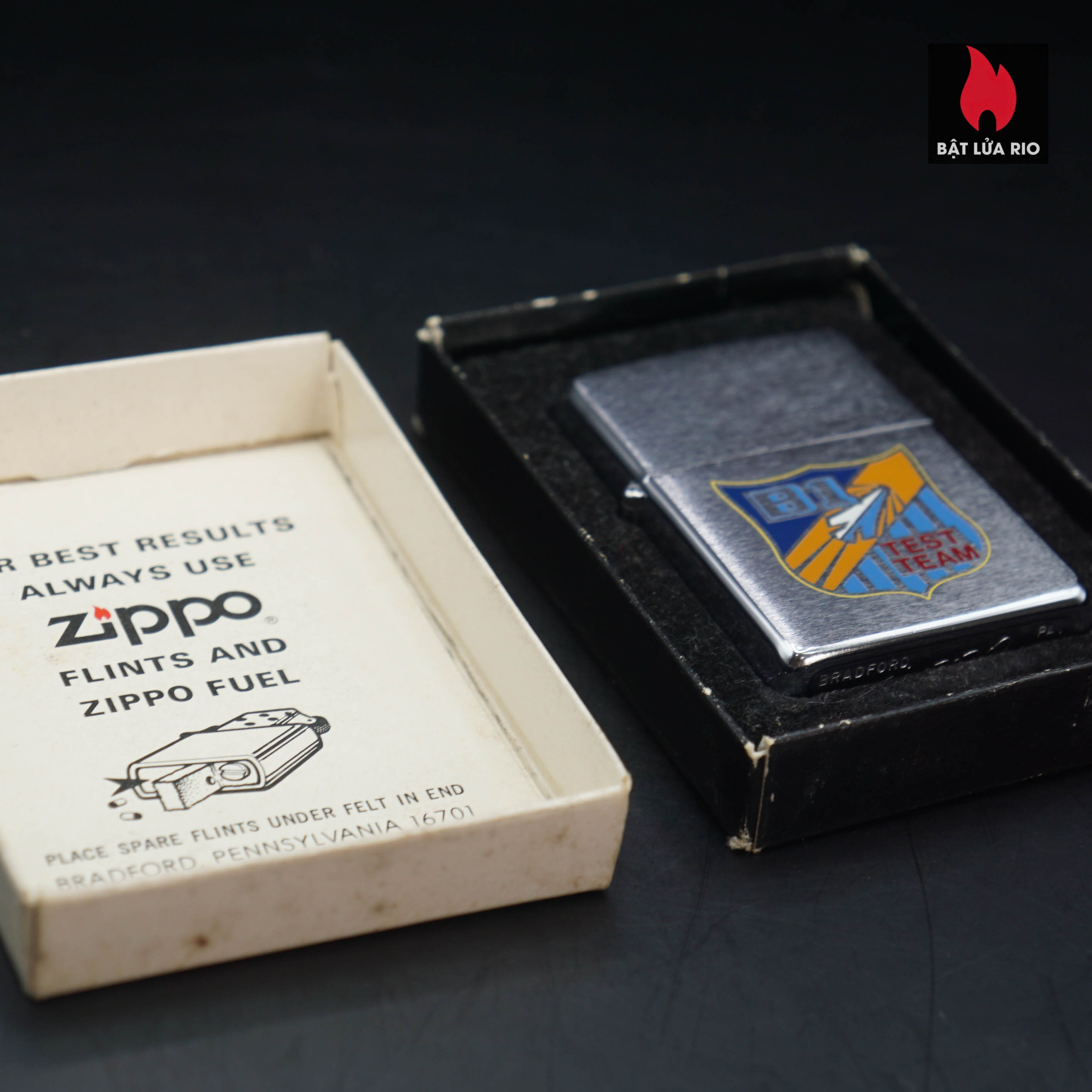 Zippo Xưa 1979 – B1 Test Team – Đội thử nghiệm máy bay B-1 34 Zippo Xưa 1979 – B1 Test Team – Đội thử nghiệm máy bay B-1 2