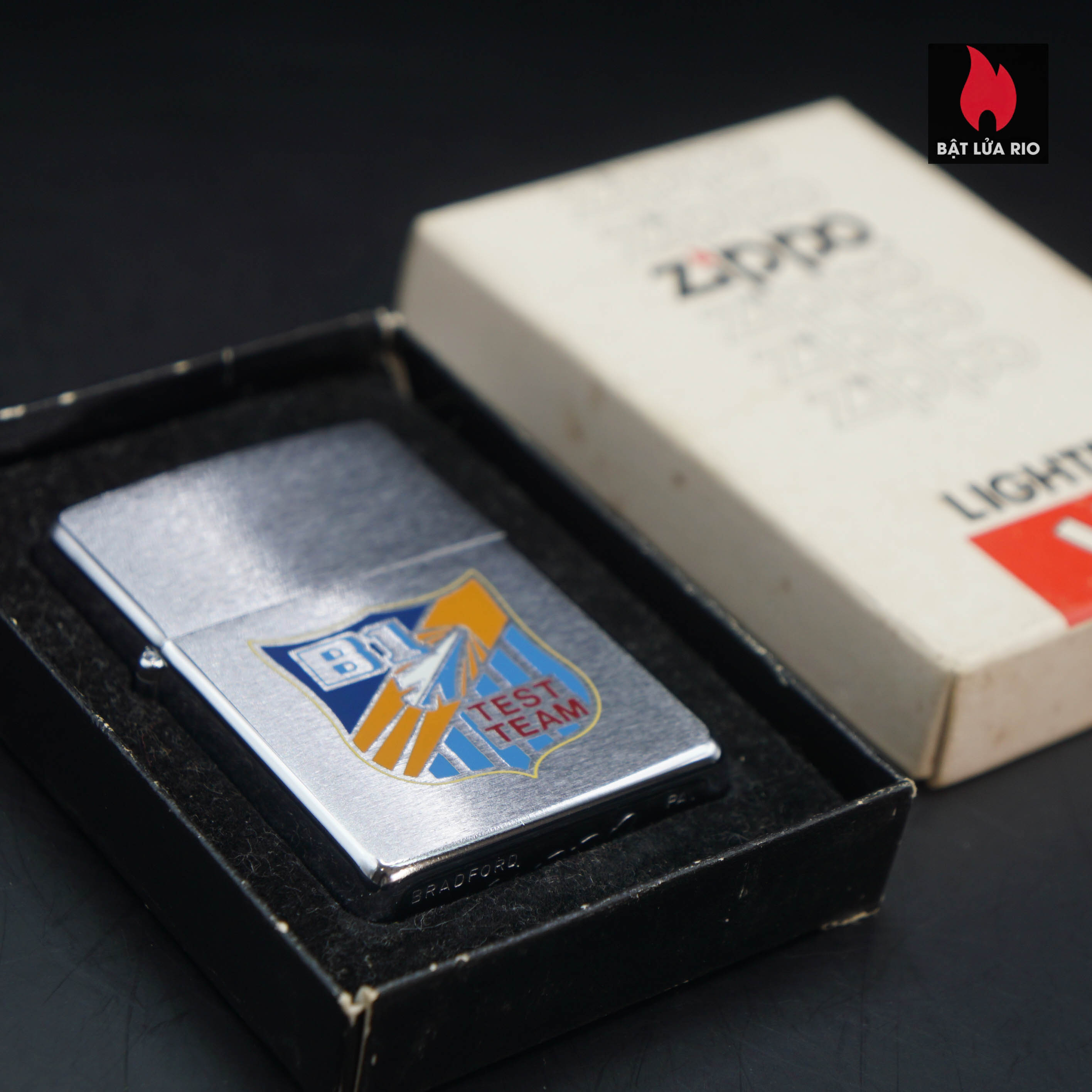 Zippo Xưa 1979 – B1 Test Team – Đội thử nghiệm máy bay B-1 36 Zippo Xưa 1979 – B1 Test Team – Đội thử nghiệm máy bay B-1 3