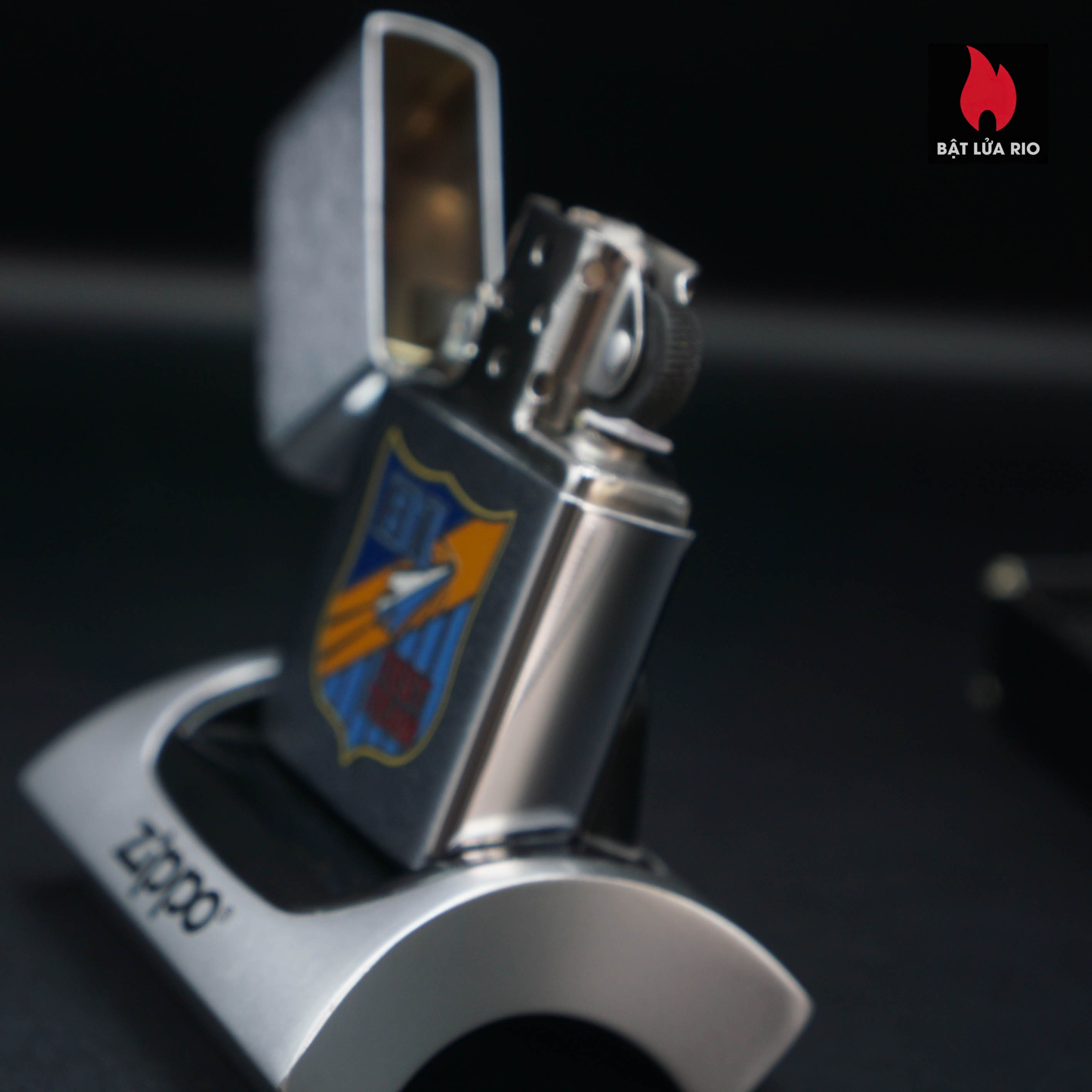 Zippo Xưa 1979 – B1 Test Team – Đội thử nghiệm máy bay B-1 35 Zippo Xưa 1979 – B1 Test Team – Đội thử nghiệm máy bay B-1 4