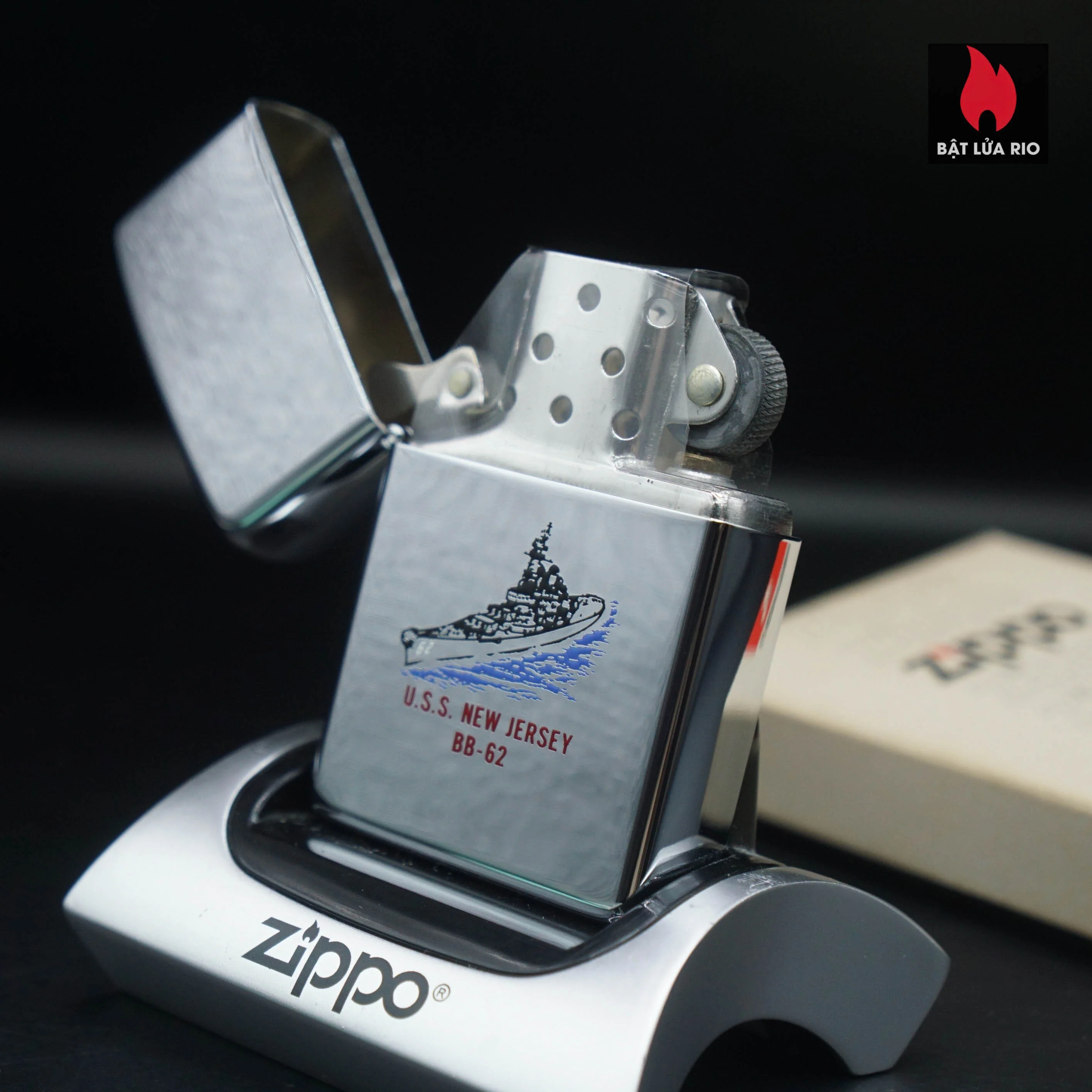 Zippo Xưa 1984 – USS New Jersey BB-62 – Thiết Giáp Hạm 4 Zippo Xưa 1984 – USS New Jersey BB-62 – Thiết Giáp Hạm 3