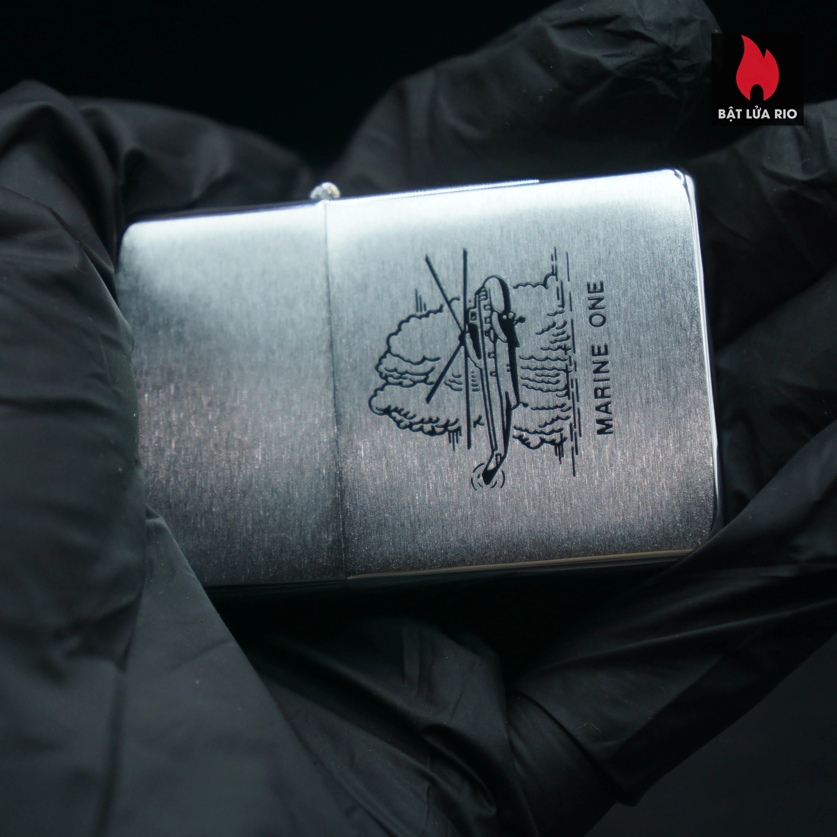 Zippo Xưa 1987 – Seal Of The President Of The United States – Marine One 57 Zippo Xưa 1987 – Seal Of The President Of The United States – Marine One 14
